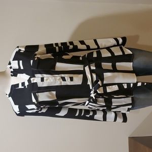 Gorgeous button down top